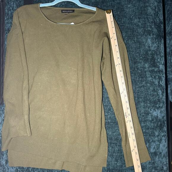 Banana Republic Long Sleeves Medium Pullover Sweater Army Green Scoop Neck - Picture 5 of 7